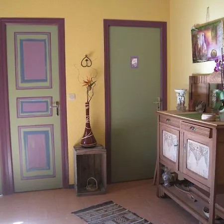 Affittacamere La Trobada Escaro