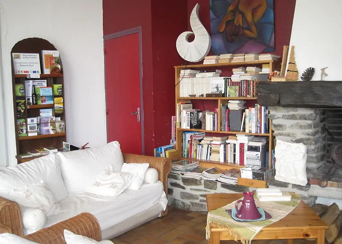 ゲストハウス La Trobada Escaro